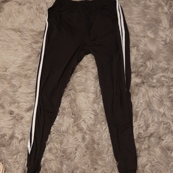 Sweats - Picture 1 of 4